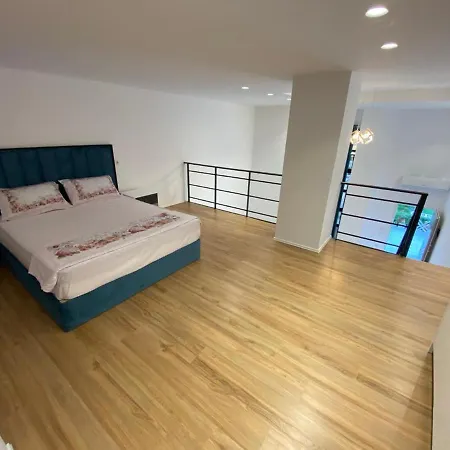 Apartment Me Qera Dublex Lungomare Vlorë
