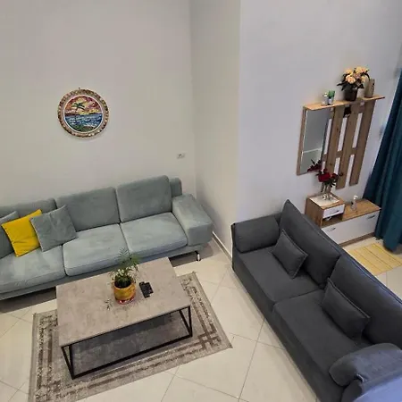 Me Qera Dublex Lungomare *