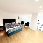 Me Qera Dublex Lungomare Apartamento Vlorë