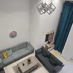 Me Qera Dublex Lungomare Vlorë