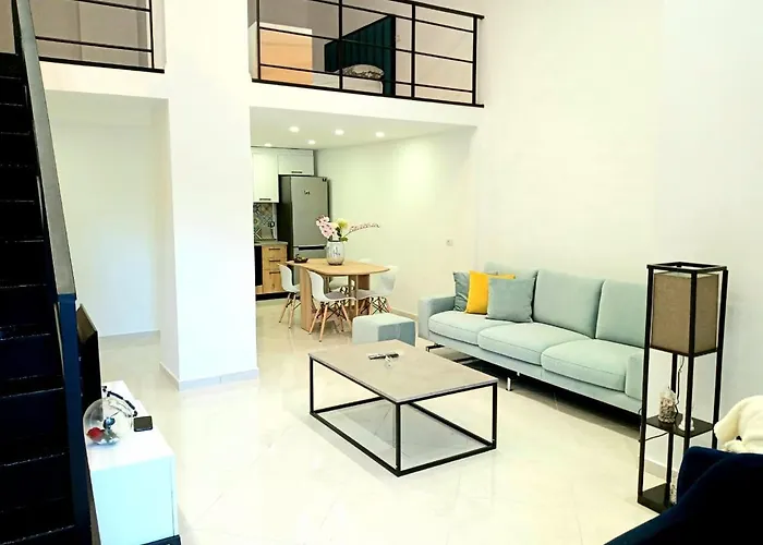 Me Qera Dublex Lungomare Vlorë