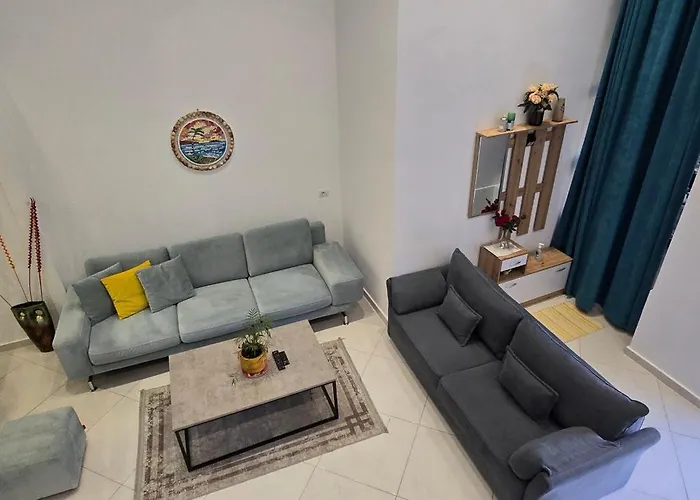 Me Qera Dublex Lungomare *